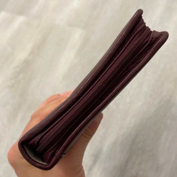 Elegant Burgundy Jewelry Organizer - Picture 9 of 10